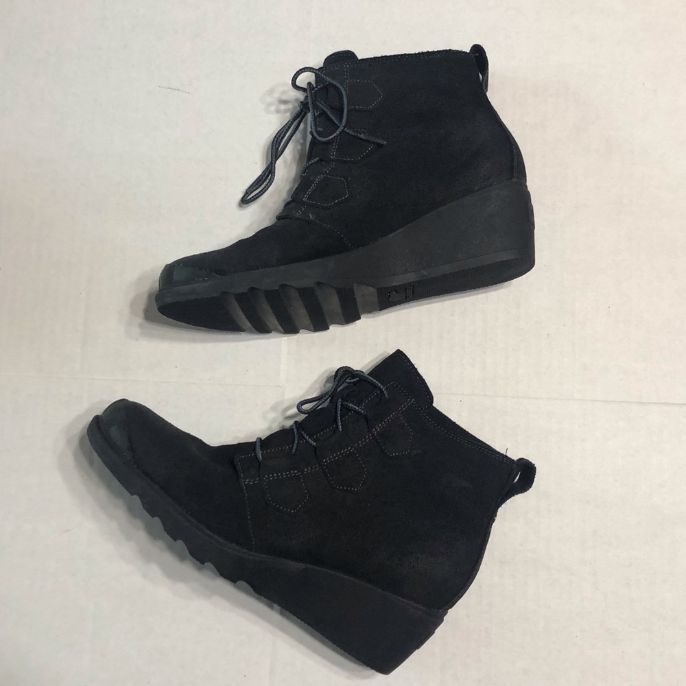 Sorel Black Lace Up Wedge Boots - Picture 8 of 10